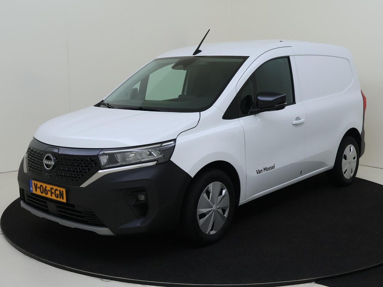 Nissan Townstar - Tekna L1 45 kWh Nissan TOWNSTAR Tekna L1 45 kWh - AutoWereld.nl