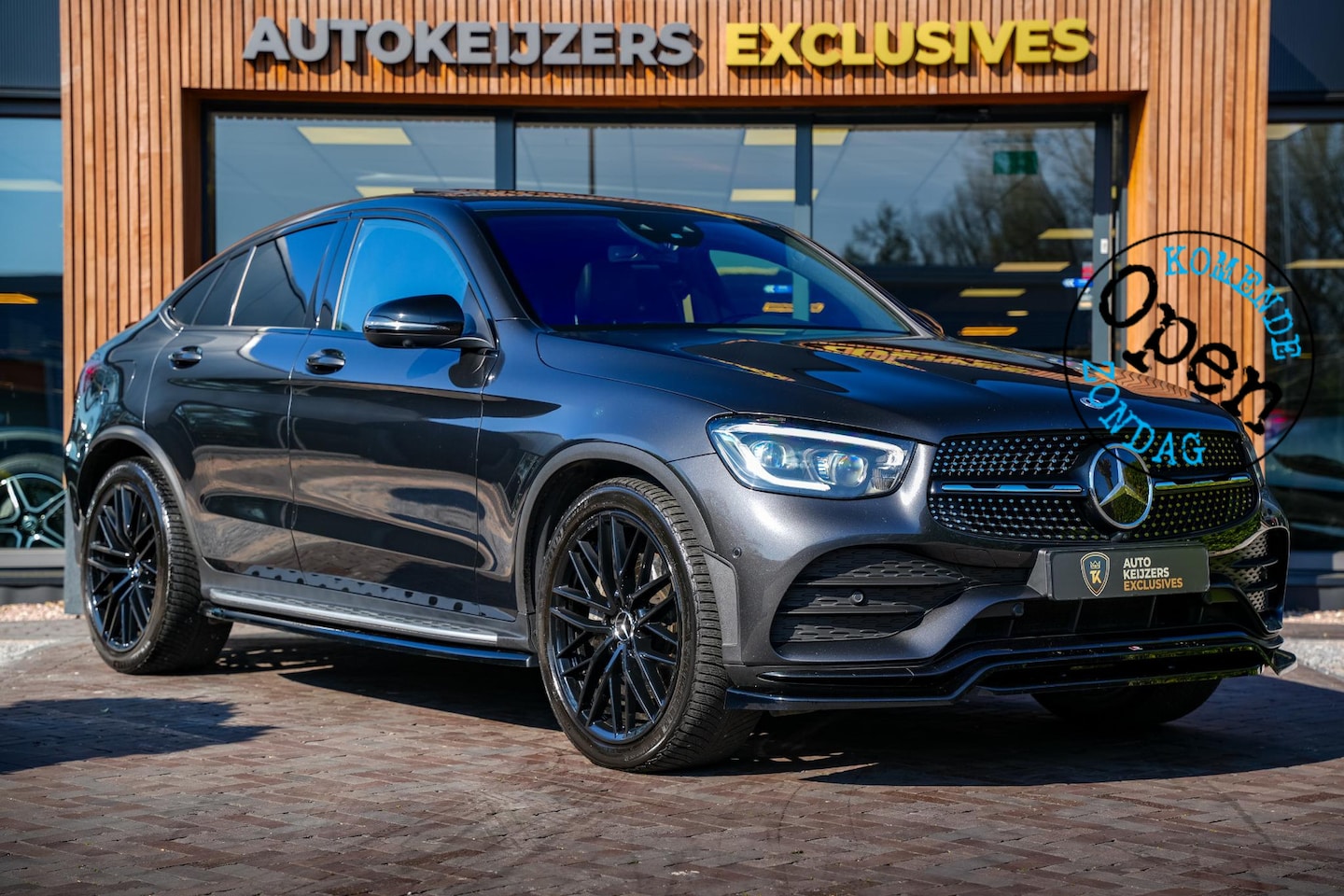 Mercedes-Benz GLC-klasse Coupé - 400d 4MATIC 63 AMG luchtvering Schuifdak Ambient Burmester Sportstoelen Carbon 360° Camera - AutoWereld.nl