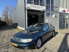 Opel Omega - 2.2i-16V Business Edition Automaat APK NAP Logisch