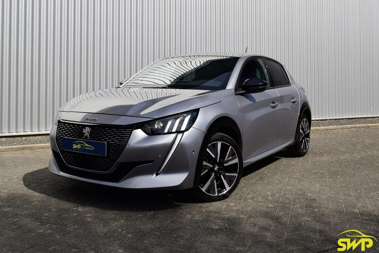 Peugeot 208 - 1.2 PureTech GT | Pano | Full-map Nav | Cam - AutoWereld.nl