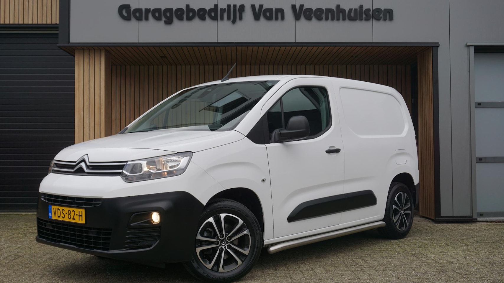 Citroën Berlingo - 1.5 BlueHDI 100pk Driver Navi Airco Cruise Control Side-bar 16inch LM *NL auto* 78794km! - AutoWereld.nl