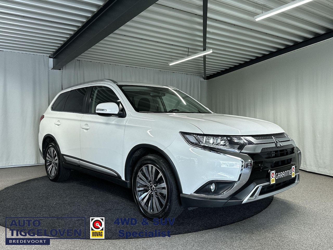 Mitsubishi Outlander - 2.0 Connect Pro Automaat | Navi - AutoWereld.nl