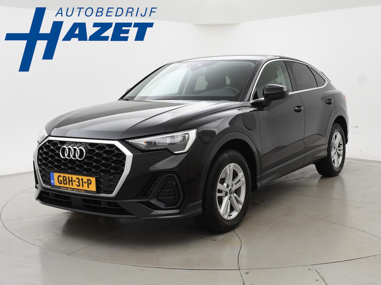 Audi Q3 Sportback - 45 TFSIe 245 PK PLUG-IN HYBRID *BTW* + WEGKL. TREKHAAK | CAMERA | STOELVERWARMING - AutoWereld.nl
