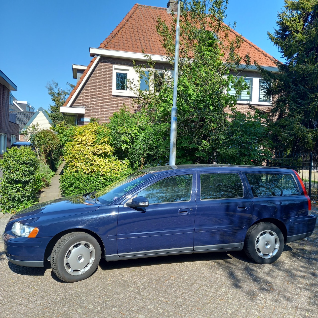 Volvo V70 - 2.4 - AutoWereld.nl