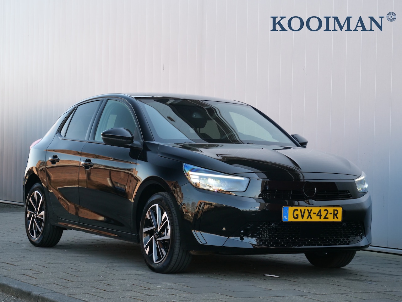 Opel Corsa - 1.2 Turbo 100pk GS Winterpakket / Navigatie / Camera / Apple Carplay - AutoWereld.nl