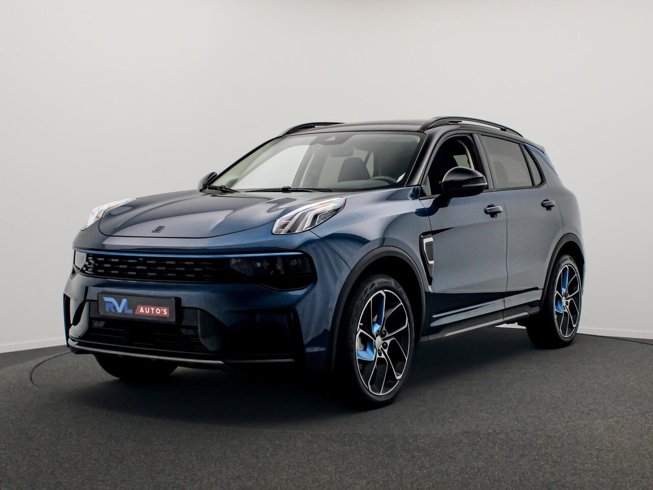 Lynk & Co 01 - 1.5 261PK Plug-in Hybrid *Fabrieksgarantie* 360° Camera Pano/dak Apple/Carplay - AutoWereld.nl