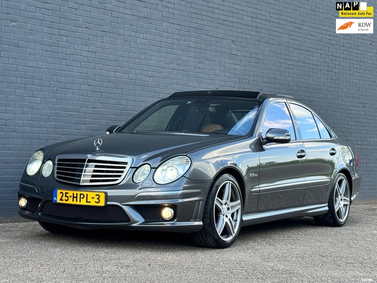 Mercedes-Benz E-klasse - AMG 63|YOUNGTIMER|DESIGNO|VOL FACTURATIE - AutoWereld.nl