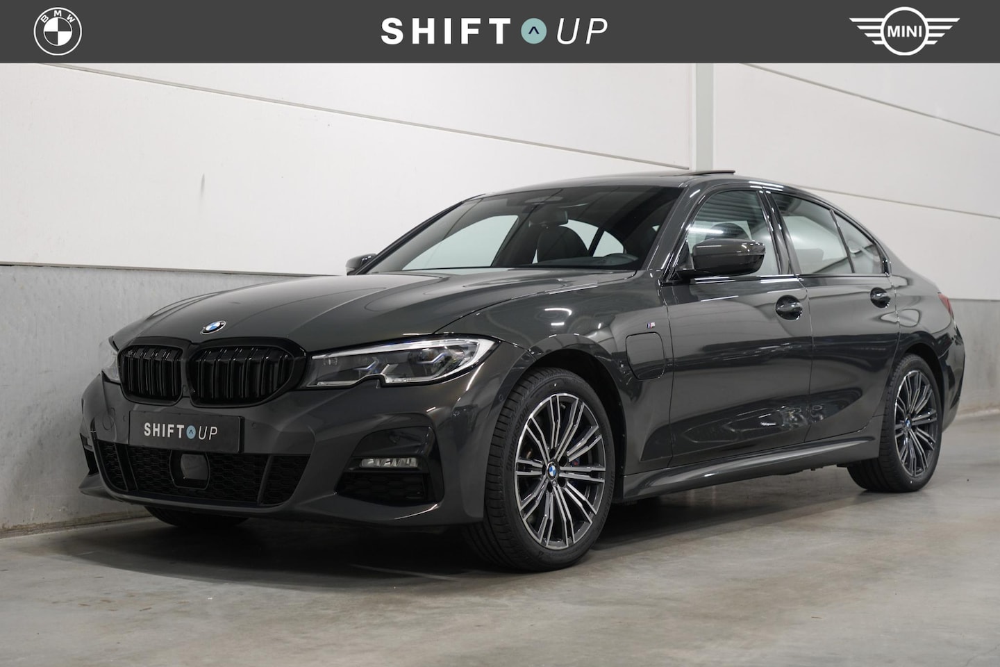 BMW 3-serie - 330e M-Sport | Schuifdak | Harman Kardon | Head Up - AutoWereld.nl