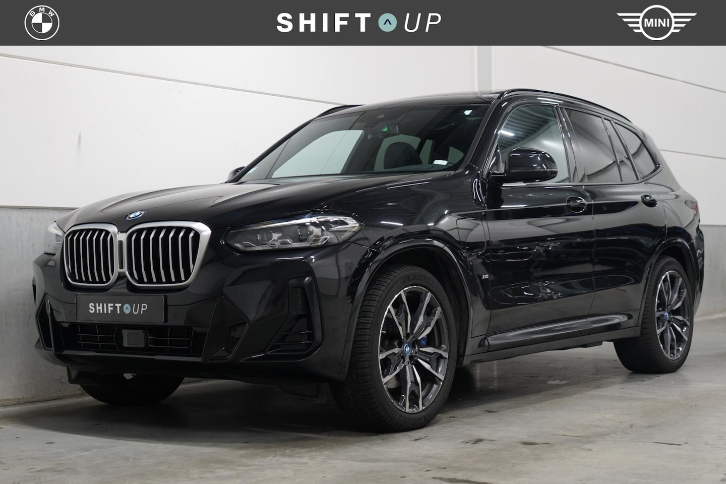 BMW X3 - xDrive30e M-Sport | Panoramadak | Head Up | Harman Kardon - AutoWereld.nl