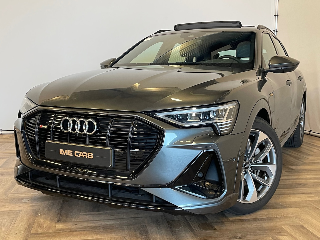Audi e-tron - 55 quattro S edition 95 kWh, INCL BTW, AANKOOPKEURING TOEGESTAAN, INRUIL MOGELIJK, DEALER - AutoWereld.nl