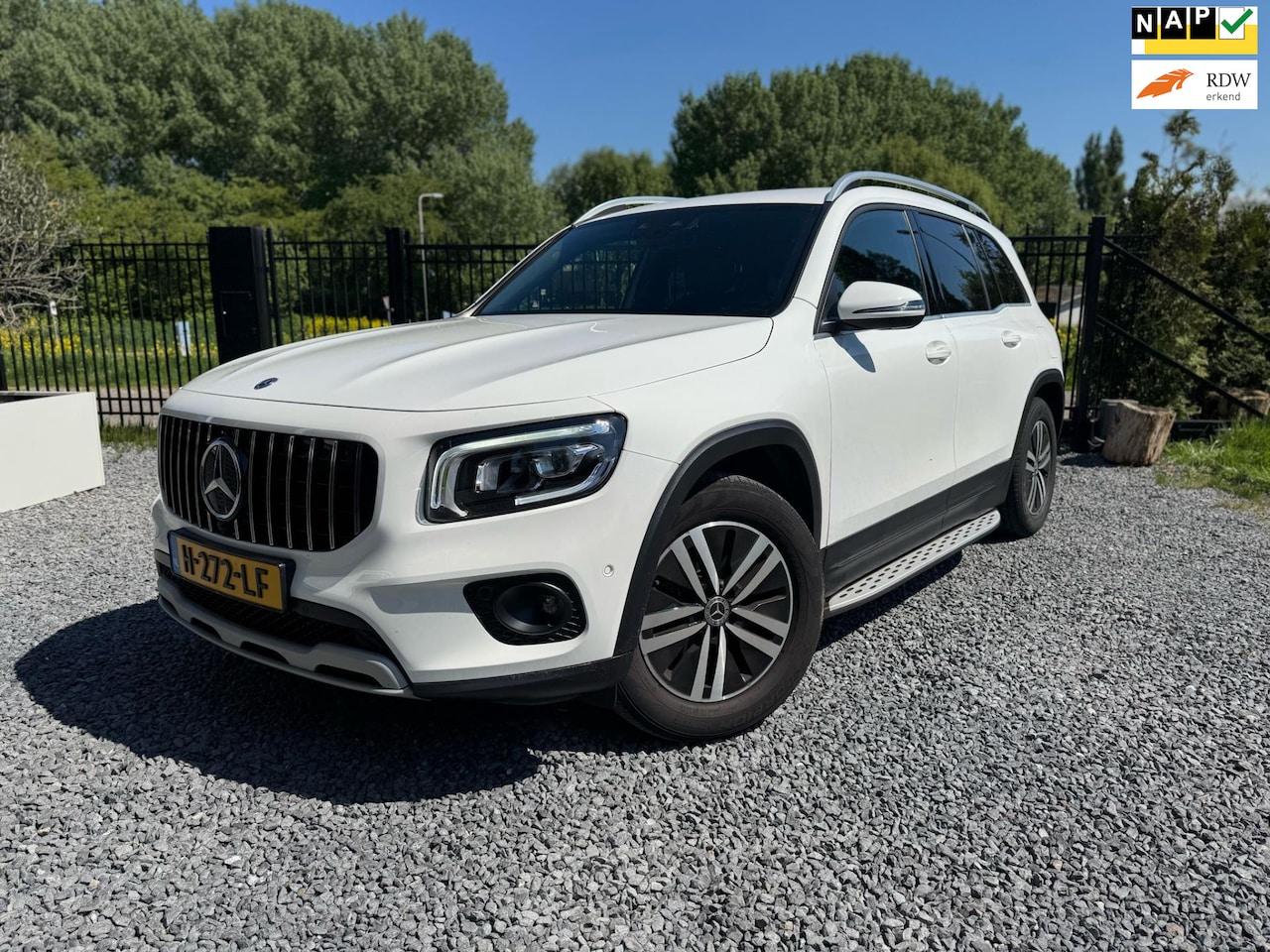 Mercedes-Benz GLB - 200 Advantage / Camera / NAP / Stoelverwarming / - AutoWereld.nl