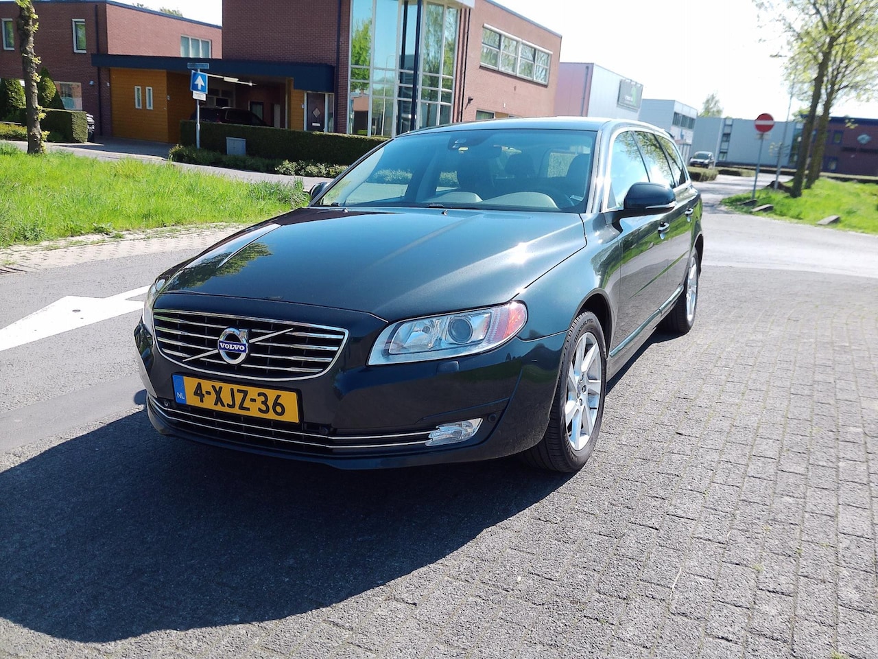 Volvo V70 - 2.0 D4 Nordic 2.0 D4 Nordic+ - AutoWereld.nl