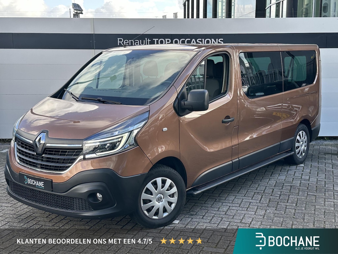 Renault Trafic Passenger - 2.0 dCi 120 Grand Zen 9p. | Trekhaak | Parkeerhulp | Apple Carplay | Dealer Onderhouden! - AutoWereld.nl