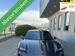 Porsche Taycan - 4S 79 kWh
