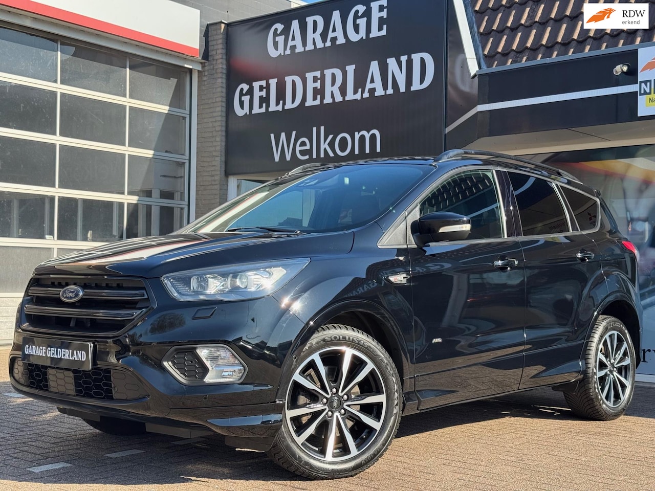 Ford Kuga - 1.5 ST 182PK ST-Line | Bi-Xenon | Full-Led | Android | Alcantara/Leder | Cruise | Climate - AutoWereld.nl