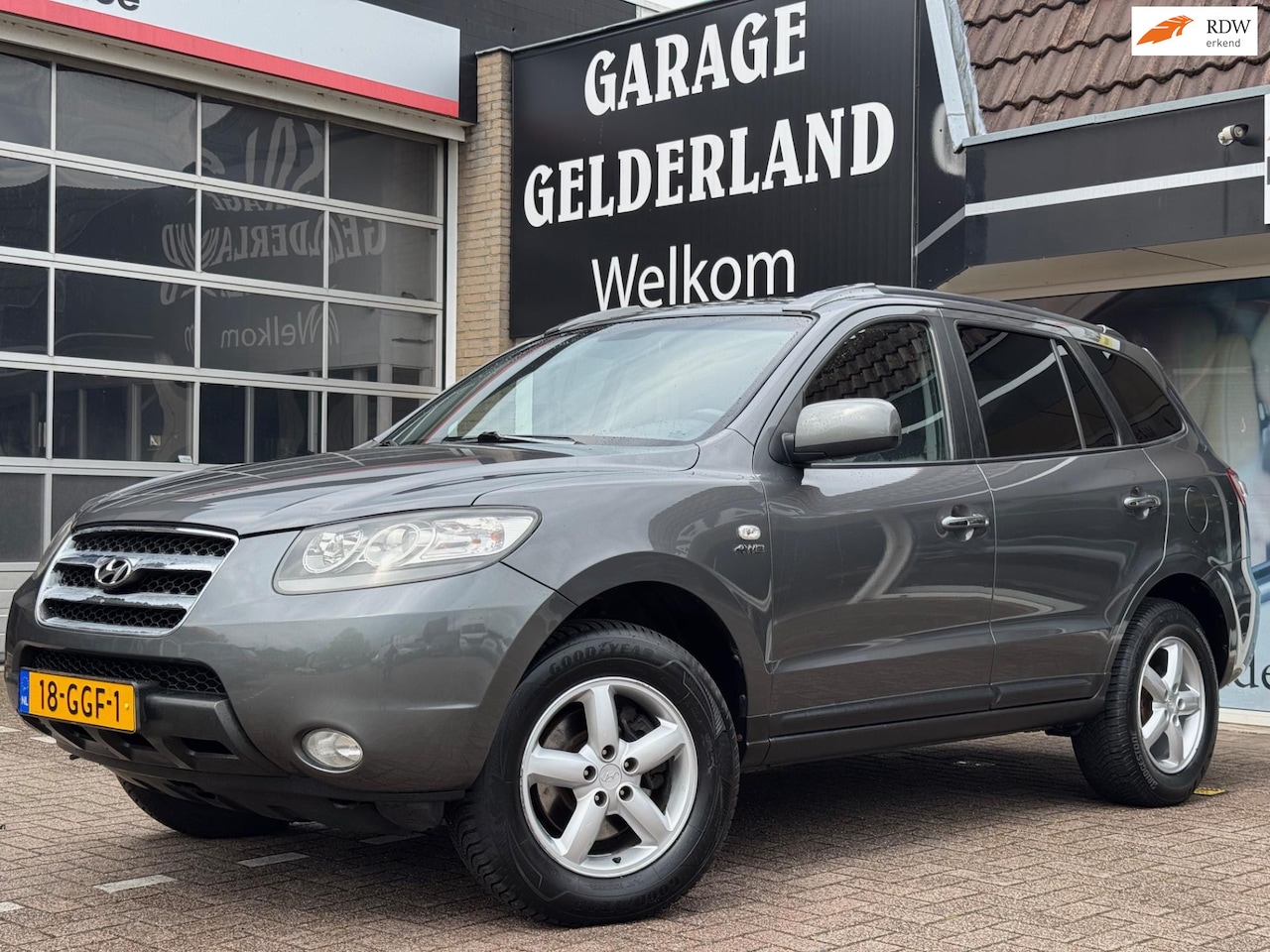 Hyundai Santa Fe - 2.7i V6 4WD Style | Volleder | Cruise | Climate | Pdc | Flex | Perfecte staat! - AutoWereld.nl