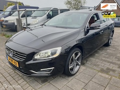 Volvo V60 - 2.4 D6 AWD Plug-In Hybrid Summum