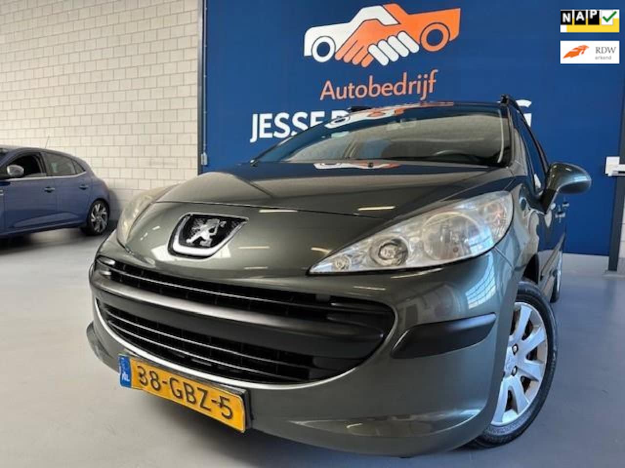 Peugeot 207 SW - 1.4 VTi X-line 1.4 VTi X-line,bj.2008,kleur:grijs,airco,APK tot 10/2025 en NAP met 187373 km.stereo,zeer - AutoWereld.nl