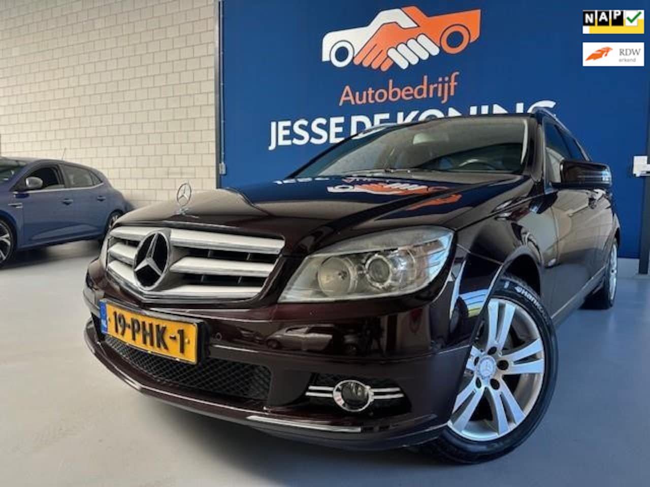 Mercedes-Benz C-klasse Estate - 180 CGI BlueEFFICIENCY Business Class Avantgarde 180 CGI BlueEFFICIENCY Business Class Avantgarde,bj.2011,kleur:bruin! 1e eig.,APK 04/2026, - AutoWereld.nl