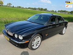 Jaguar XJR - 4.2 V8 S/C
