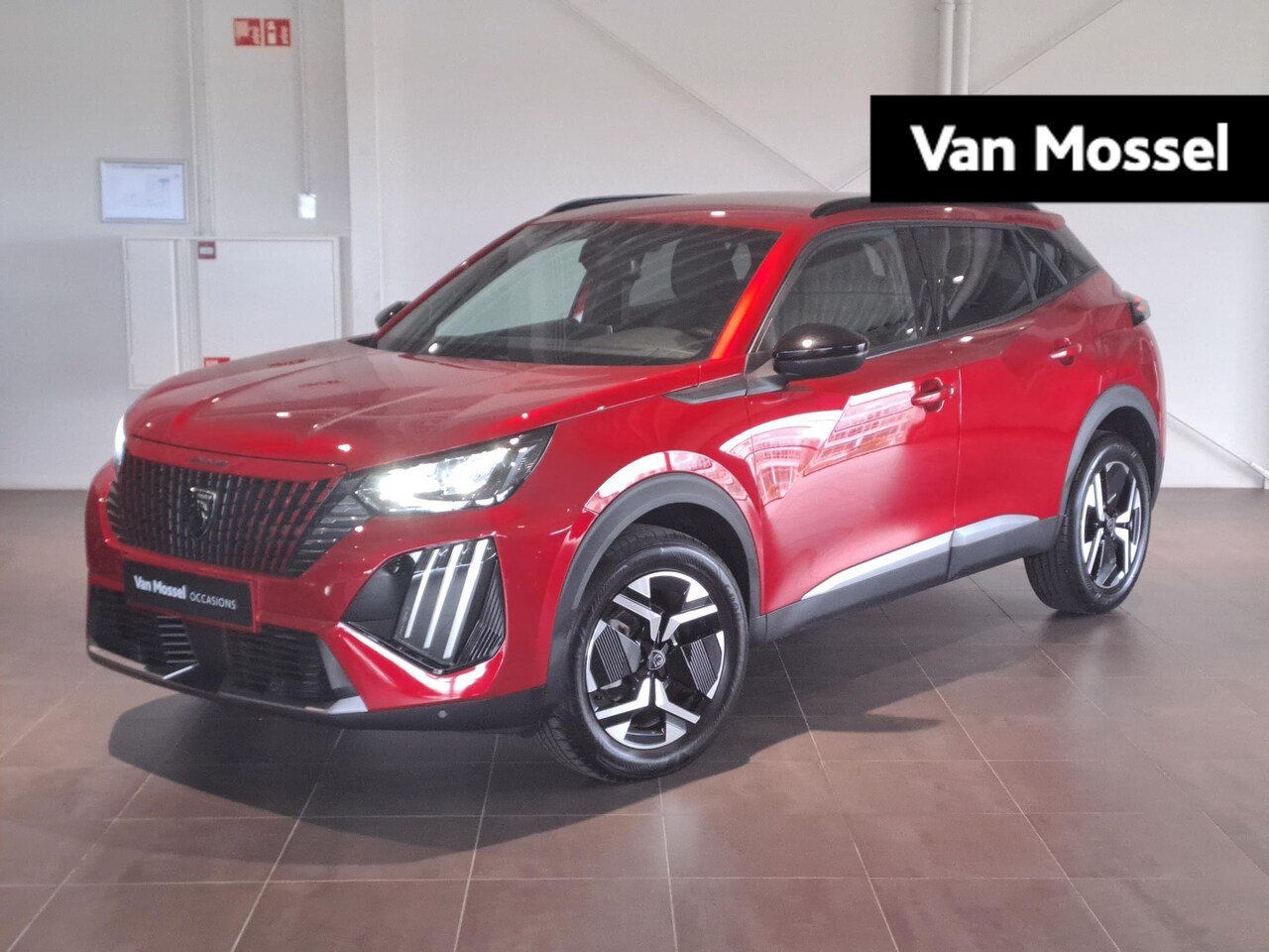 Peugeot 2008 - 1.2 PureTech 100 Allure | Climate control | Apple Carplay/Android Auto | Parkeersensoren - AutoWereld.nl