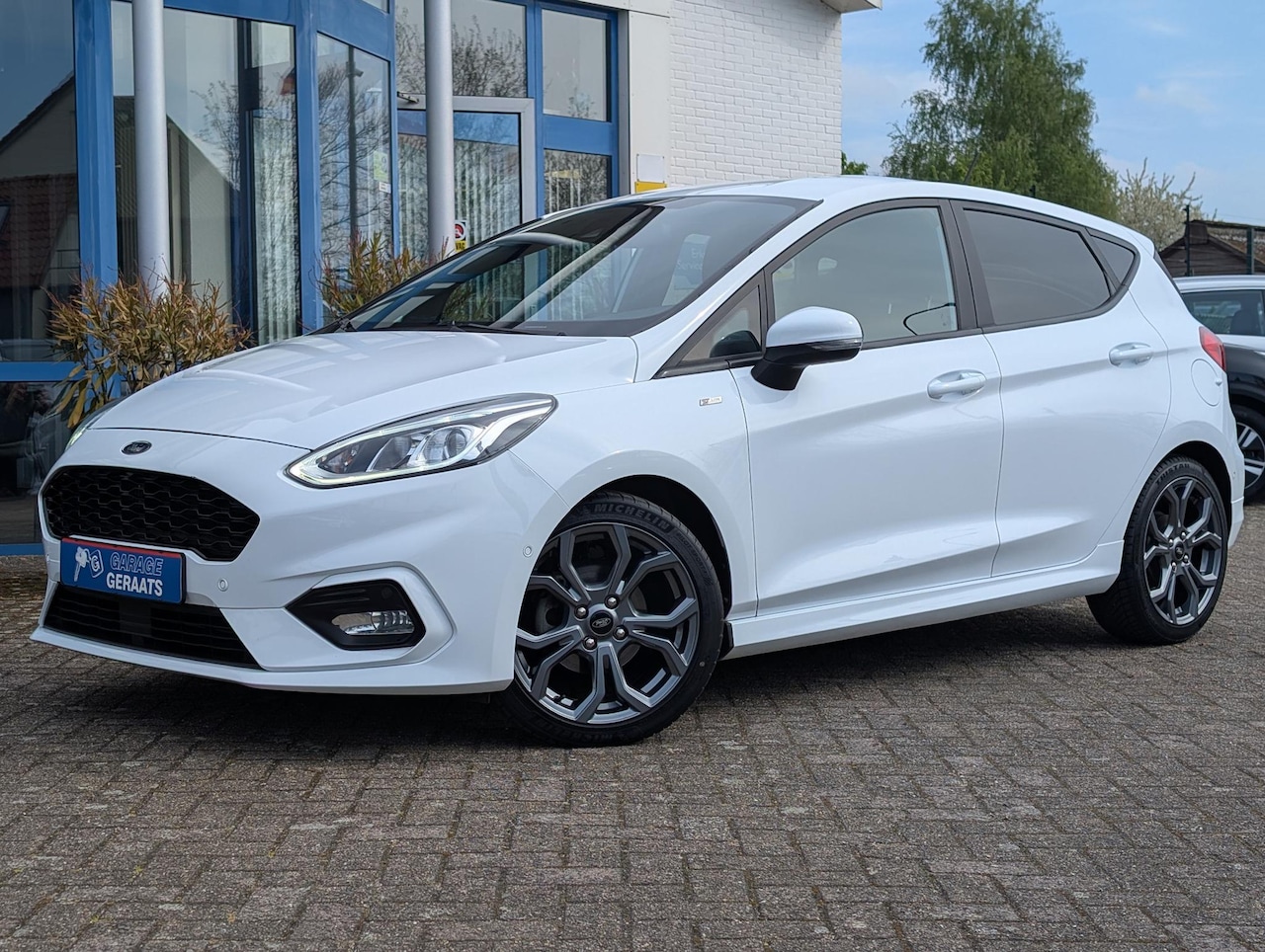 Ford Fiesta - 1.0 EcoBoost Titanium ST-line | Automaat, Dealer onderhouden, Camera en Parkeersensoren V+ - AutoWereld.nl
