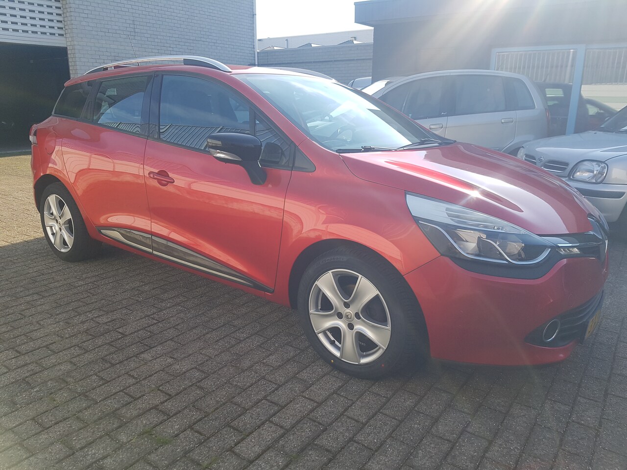 Renault Clio Estate - 0.9 TCe Expression - AutoWereld.nl