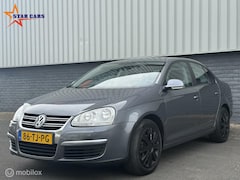 Volkswagen Jetta - 1.6 FSI Comfortline|Cruise| Airco| APK