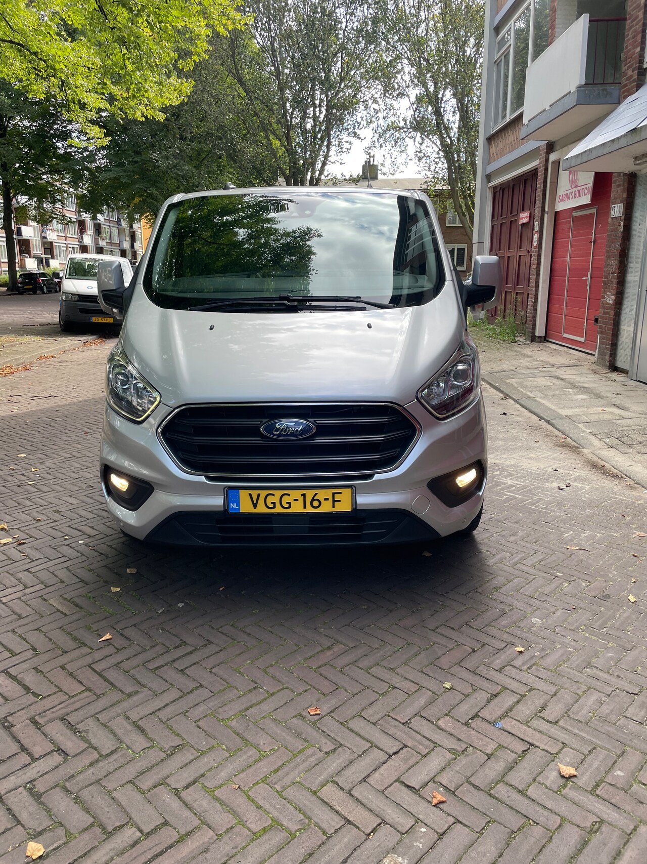 Ford Transit Custom - 300 2.0 TDCI L1H1 Limited - AutoWereld.nl