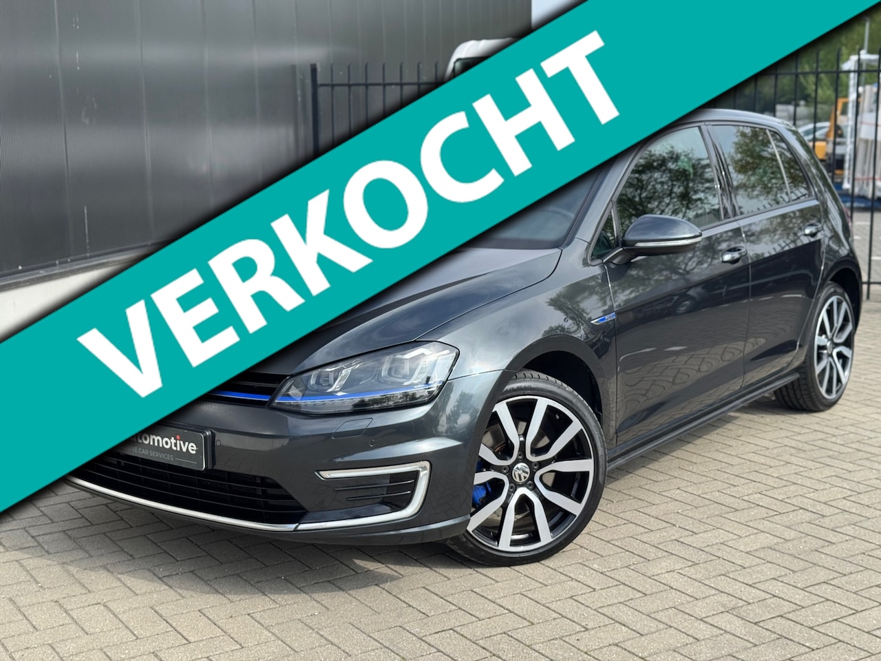 Volkswagen Golf - 1.4 TSI GTE Pano Camera Cruise Stoelverwarming NAP - AutoWereld.nl