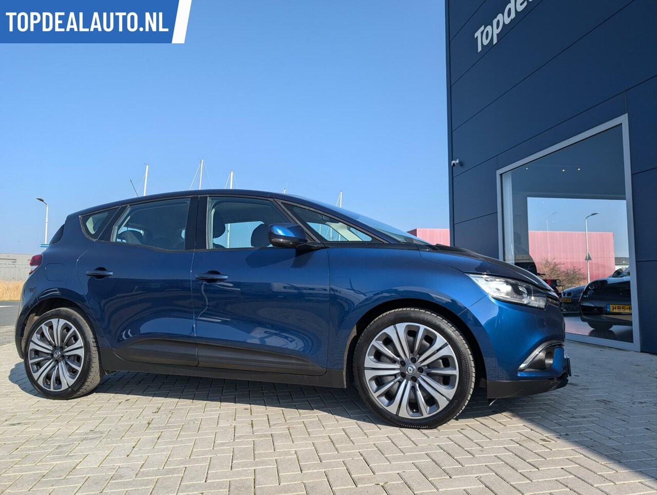 Renault Scénic - 1.2 TCe Life/Cruise/Nav/Trekhaak/Camera - AutoWereld.nl