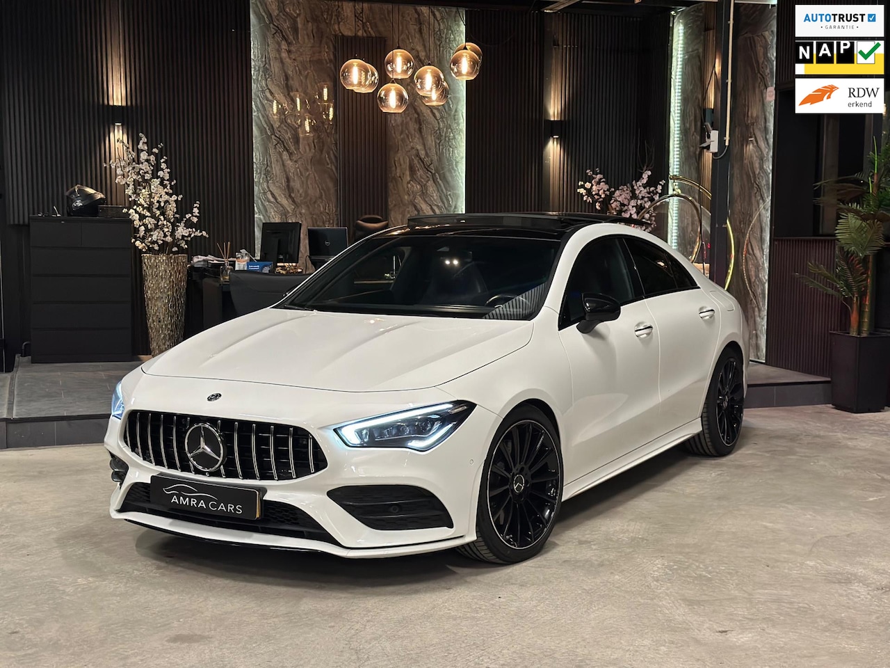 Mercedes-Benz CLA-Klasse - 220|AMG|PANO|SFEER|MEMORY - AutoWereld.nl