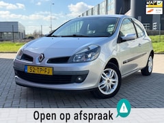 Renault Clio - 1.6-16V Privilège Airco