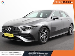 Mercedes-Benz A-klasse - 200 177pk Automaat MHEV AMG Line Achteruitrij Camera Verwarmde voorstoelen Navigatie LED C