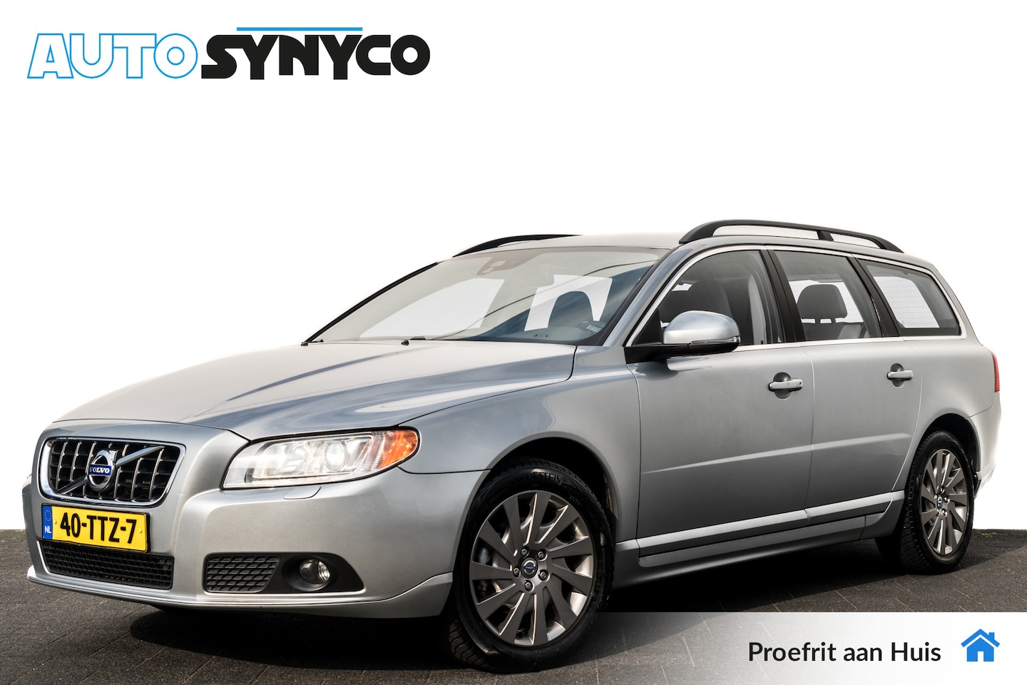 Volvo V70 - 1.6 T4 180 Pk Luxery Edition I Ivoor Leder I Afn.Trekhaak I Full Map Navi I Elektr. A-Klep - AutoWereld.nl