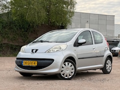 Peugeot 107 - 1.0-12V XS Urban Move