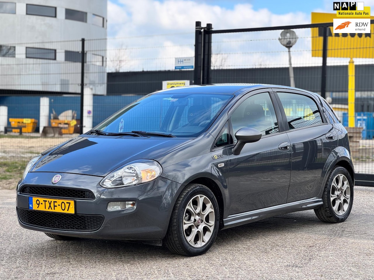 Fiat Punto Evo - 0.9 TwinAir Young 0.9 TwinAir Young - AutoWereld.nl