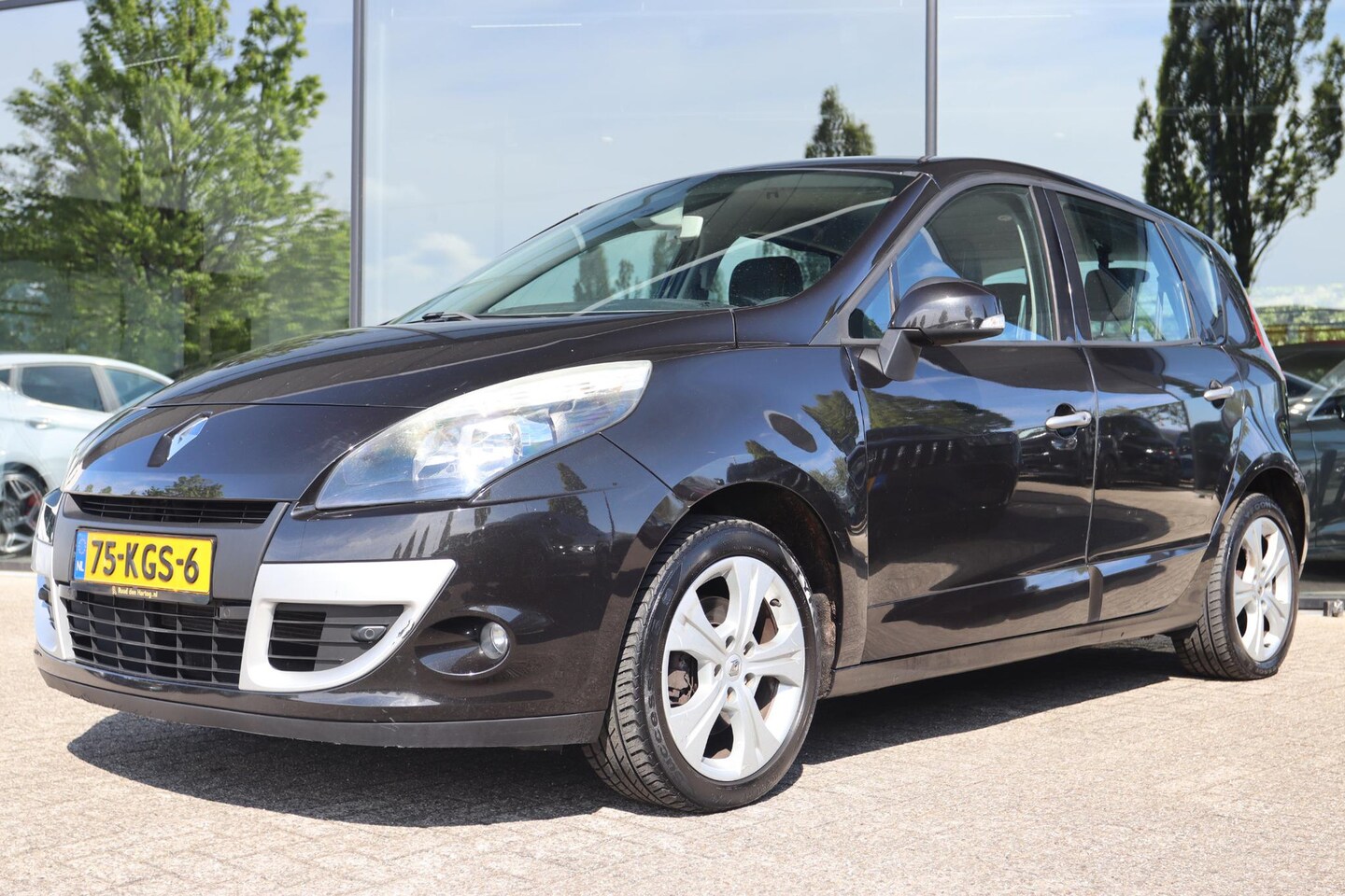 Renault Scénic - 1.6 DYNAMIQUE | AFN. TREKH. | NAVI | KEY-LESS | PDC | CLIMATE | CRUISE - AutoWereld.nl