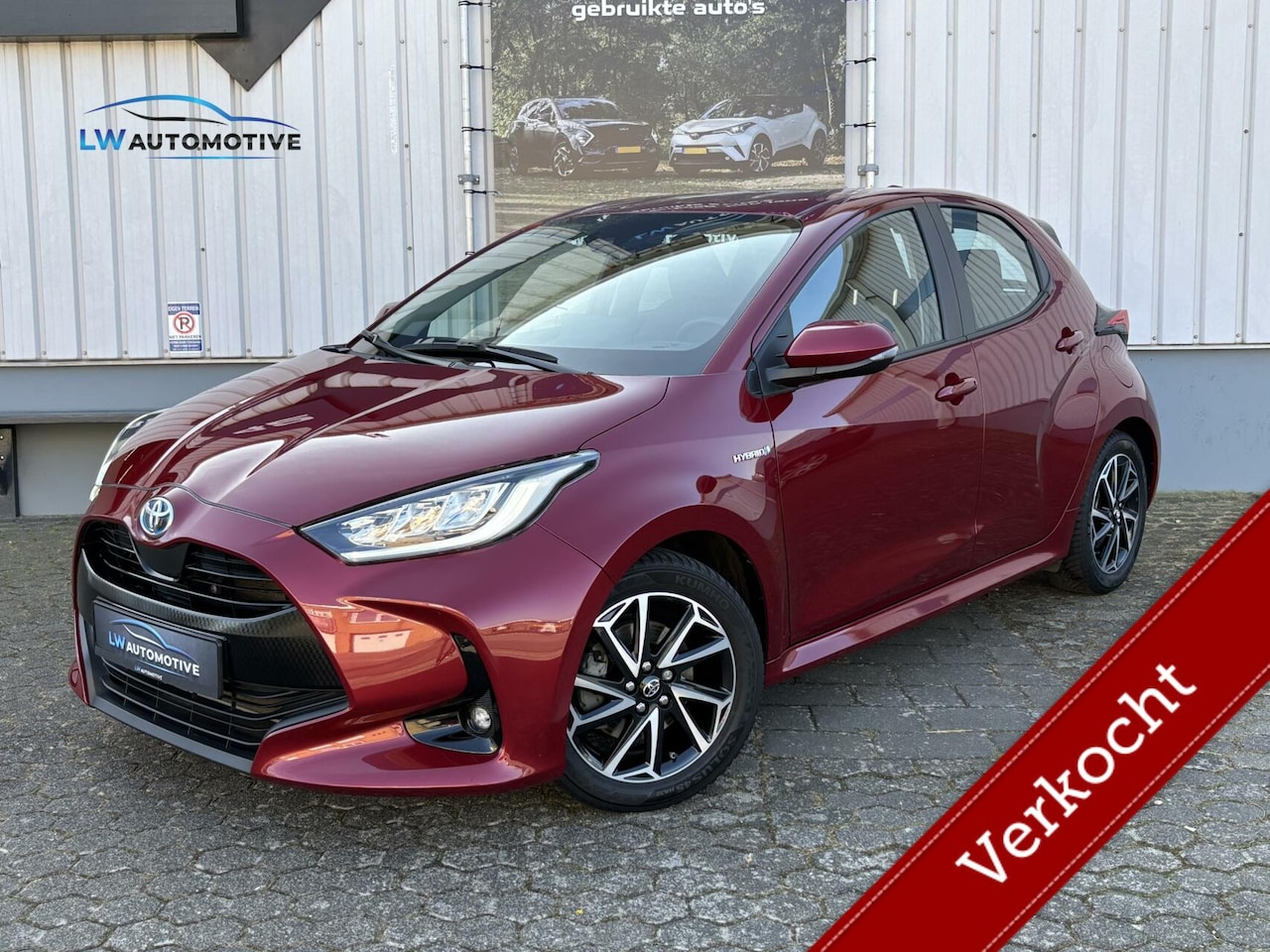 Toyota Yaris - 1.5 Hybrid Dynamic | Full map navi | Stoelverw. | Carplay - AutoWereld.nl