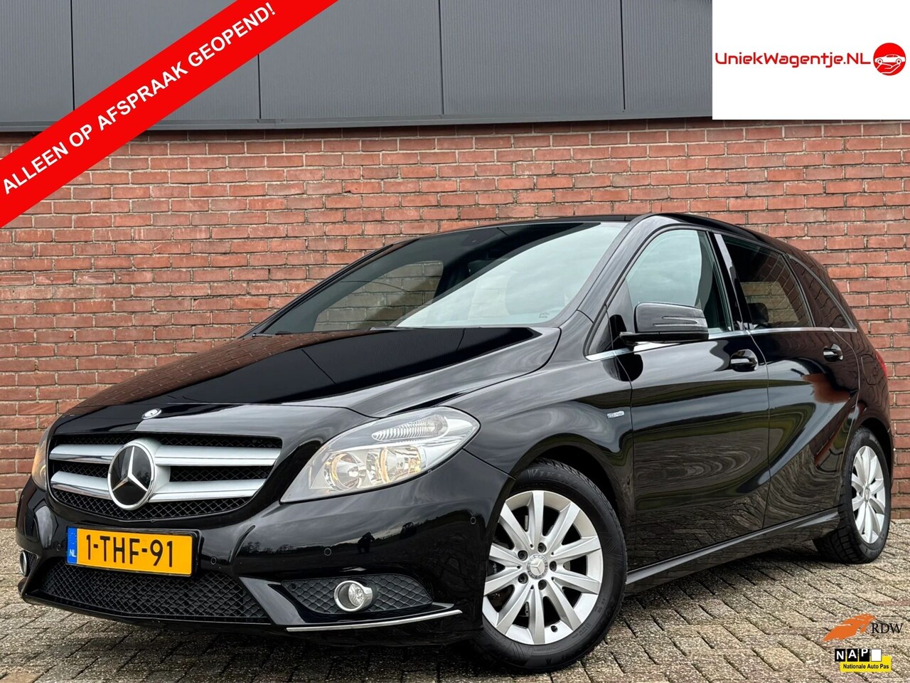 Mercedes-Benz B-klasse - 180 | LEDER | STOELVERWARMING | NAVI! - AutoWereld.nl