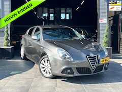 Alfa Romeo Giulietta - 1.4 T Distinctive|Leer|Climate|1e eig