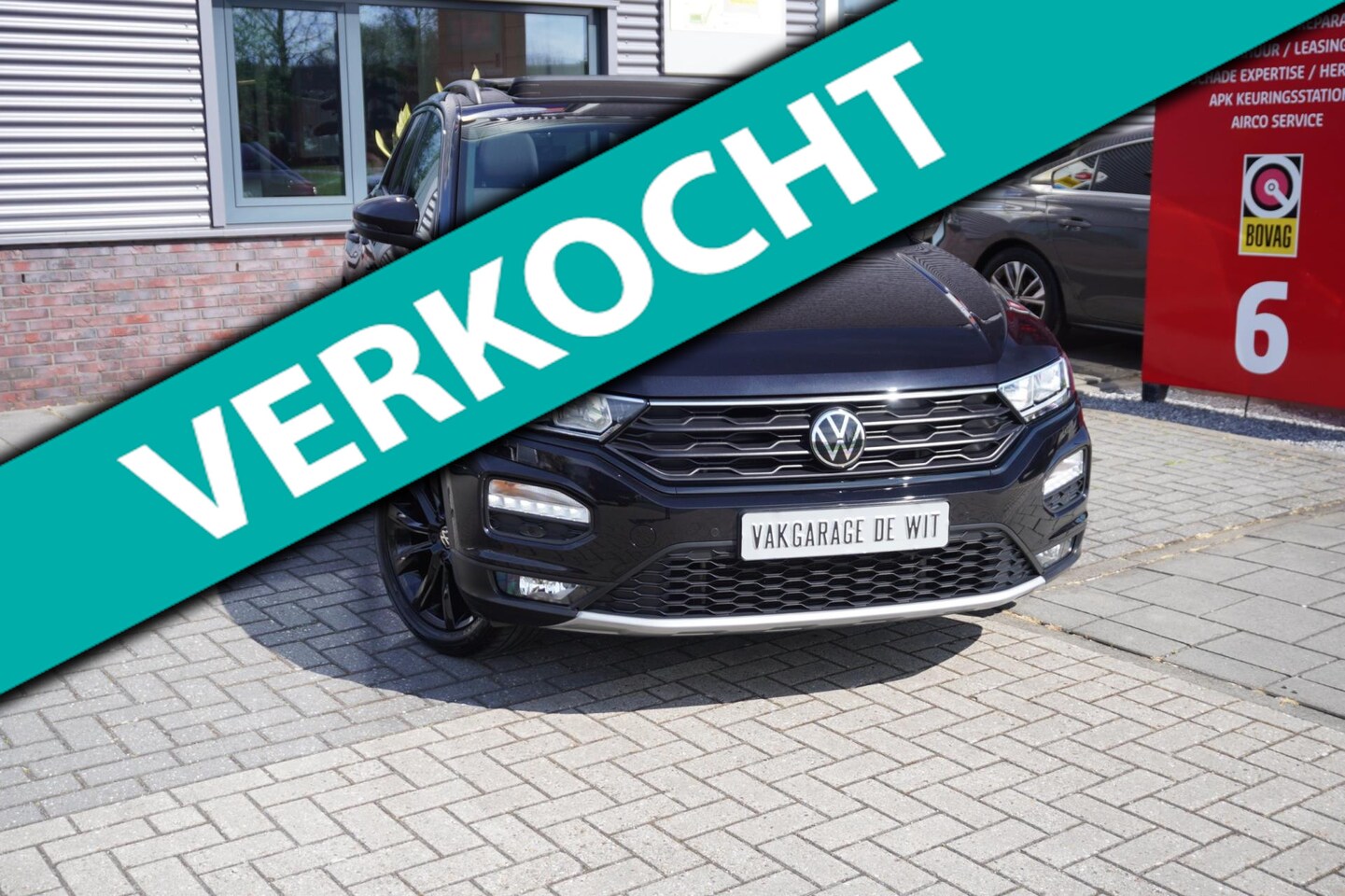 Volkswagen T-Roc - 1.0 TSI Style; Black Style - AutoWereld.nl