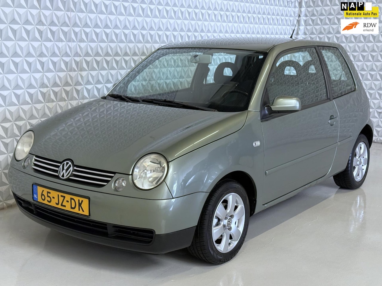 Volkswagen Lupo - 1.4-16V Cambridge Airco / 197.000km (2002) - AutoWereld.nl