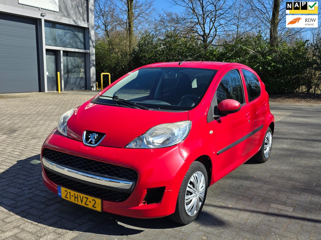Peugeot 107 - 1.0-12V XS/INRUIL KOOPJE/5-DEURS/APK 01-2026/ - AutoWereld.nl