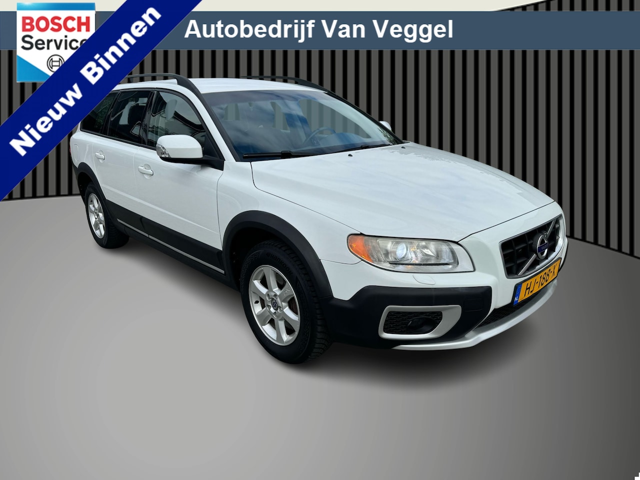 Volvo XC70 - 2.0 D3 FWD Summum trekhaak, cruise, pdc, half leer - AutoWereld.nl
