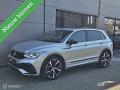 Volkswagen Tiguan - 1.5 TSI R-line Panorama/Virtual/HUD/Black pack/Camera