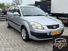 Kia Rio - 1.4 L 5drs, airco, nette auto met nieuwe apk