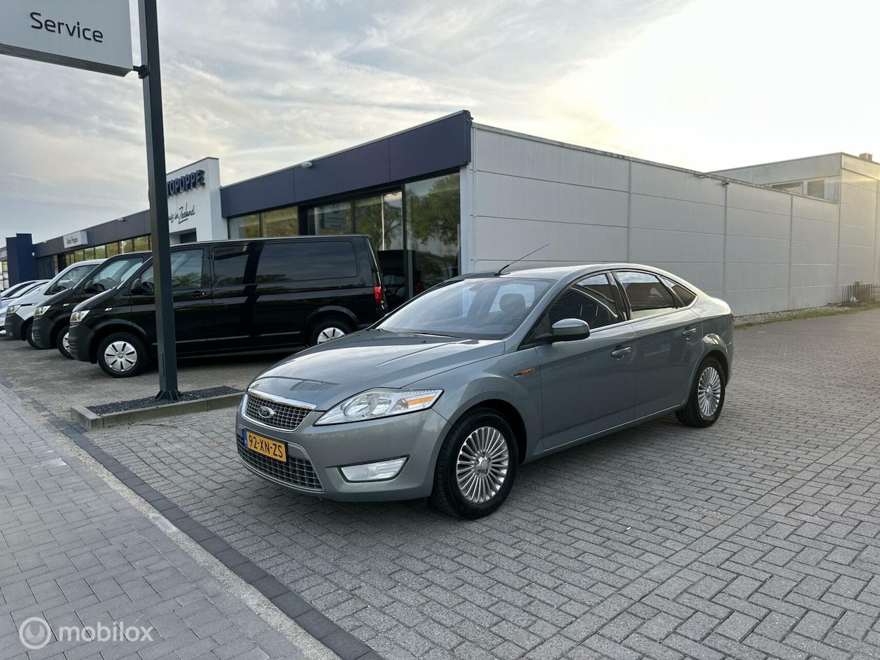 Ford Mondeo - 2.0-16V Titanium Clima Cruise Navi PDC NAP - AutoWereld.nl