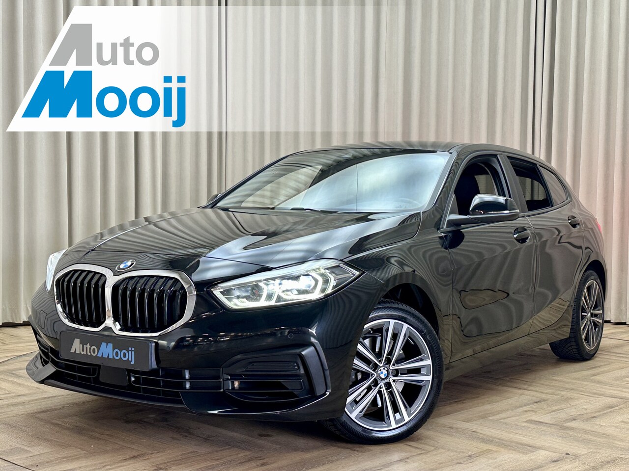 BMW 1-serie - 116i *1e Eigenaar* Apple Carplay / Automaat / PDC / Cruise Control / Bluetooth / ECC Clima - AutoWereld.nl