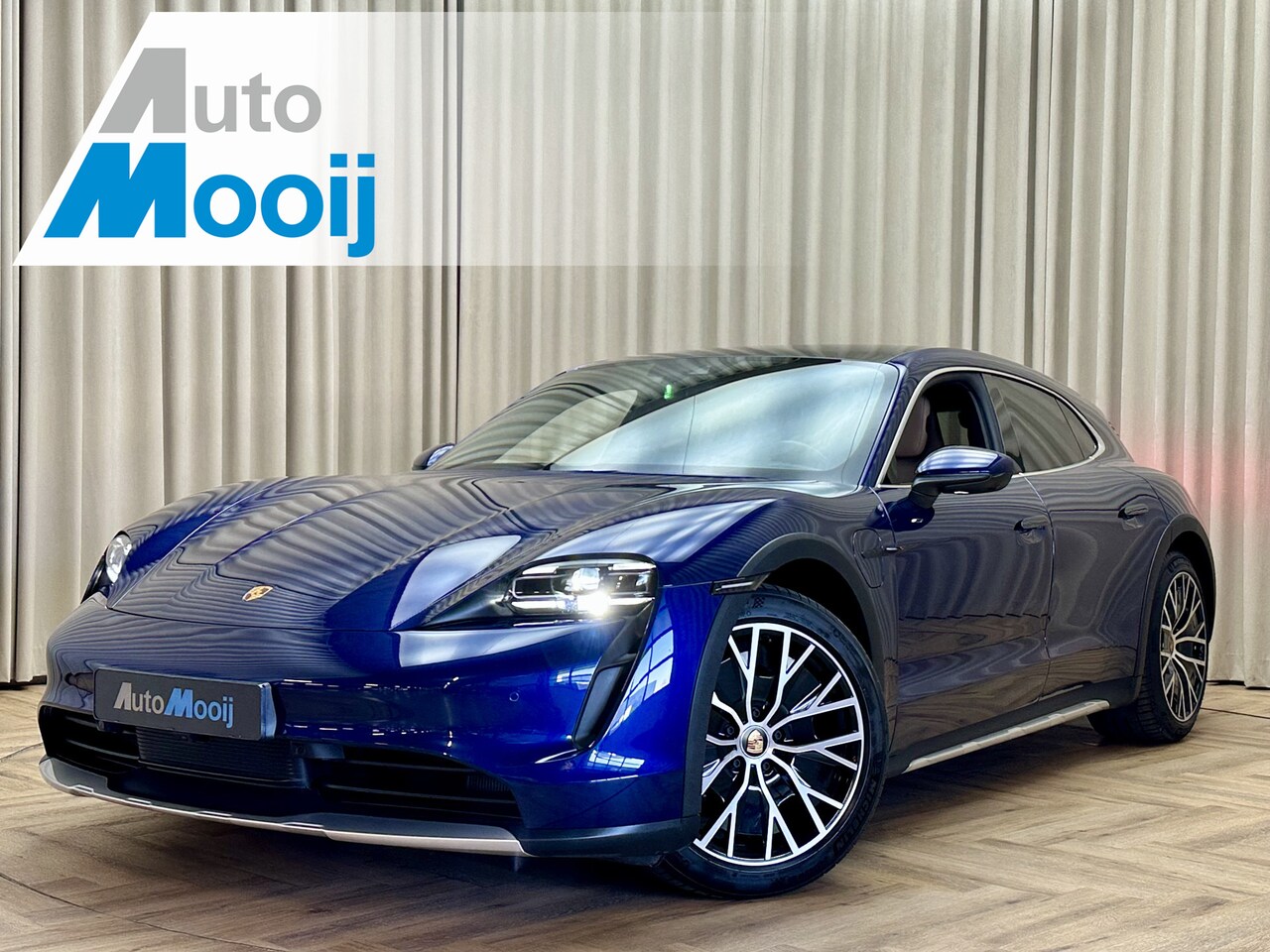 Porsche Taycan Cross Turismo - 4 93 kWh *1e Eigenaar* Sportchrono / Panoramadak / 360 Camera / Keyless / Sfeerverlichting - AutoWereld.nl